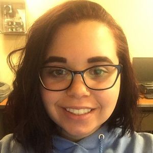 Meet your Posher, Alyssa